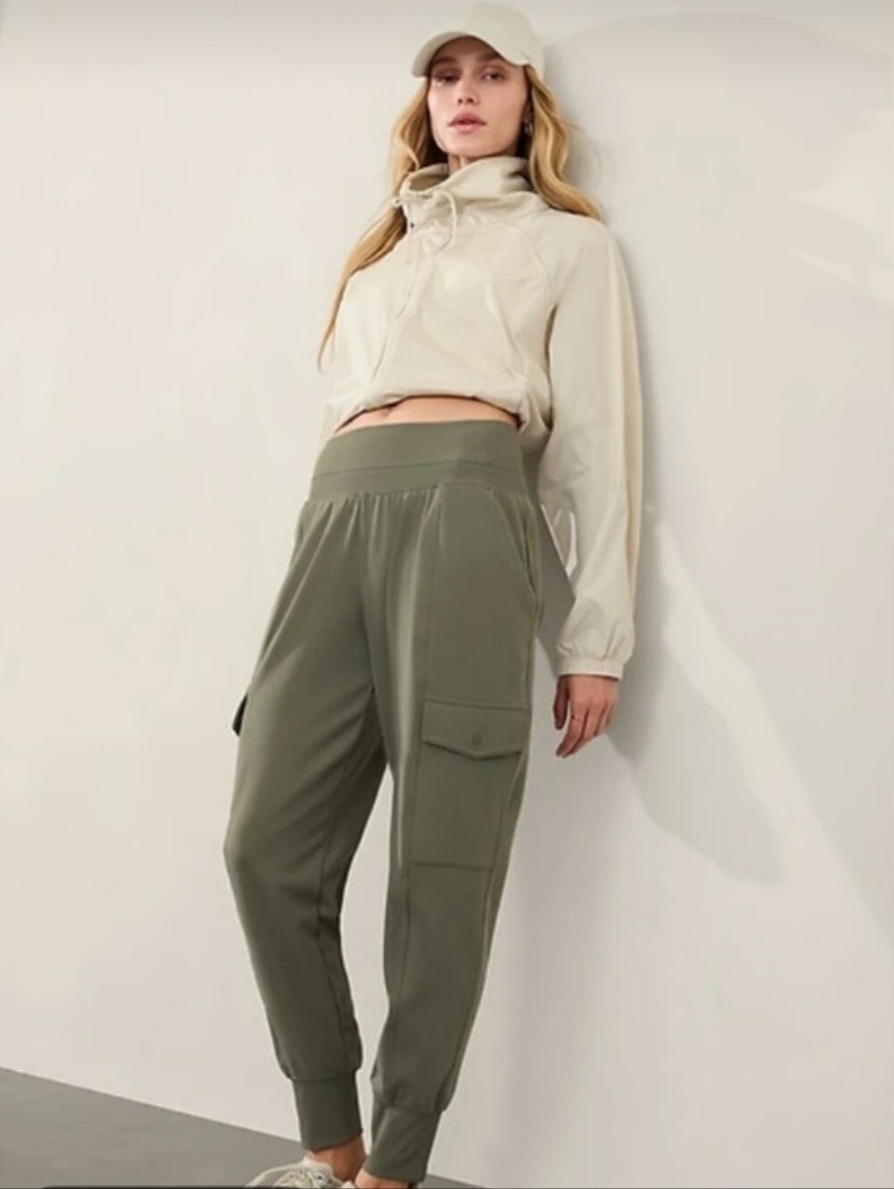 Athleta venice High Rise Cargo Olive Green Jogger Pants
